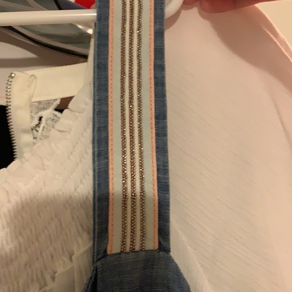 Top - Picture 2 of 5